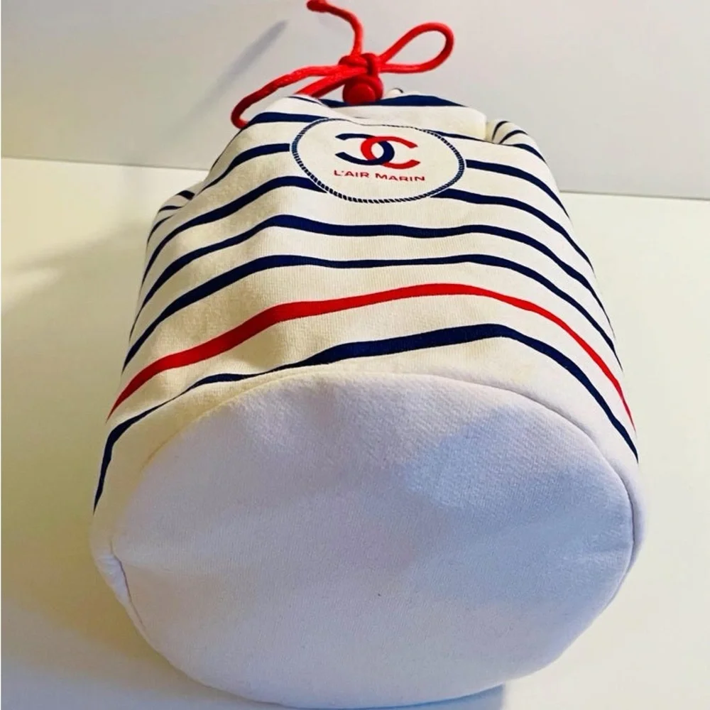 Auth CHANEL L'AIR MARIN DRAWSTRING Pouch bag Novelty - Picture 7 of 11